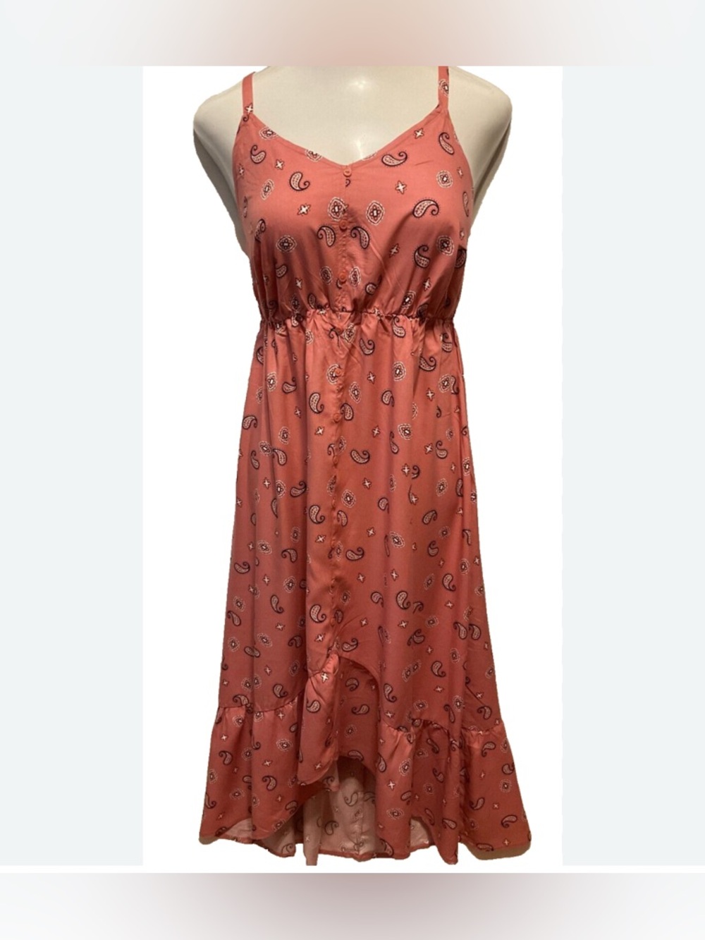 NWT-Medium Maternity Dress
Adjustable straps 
pink paisley floral ruffle hem
